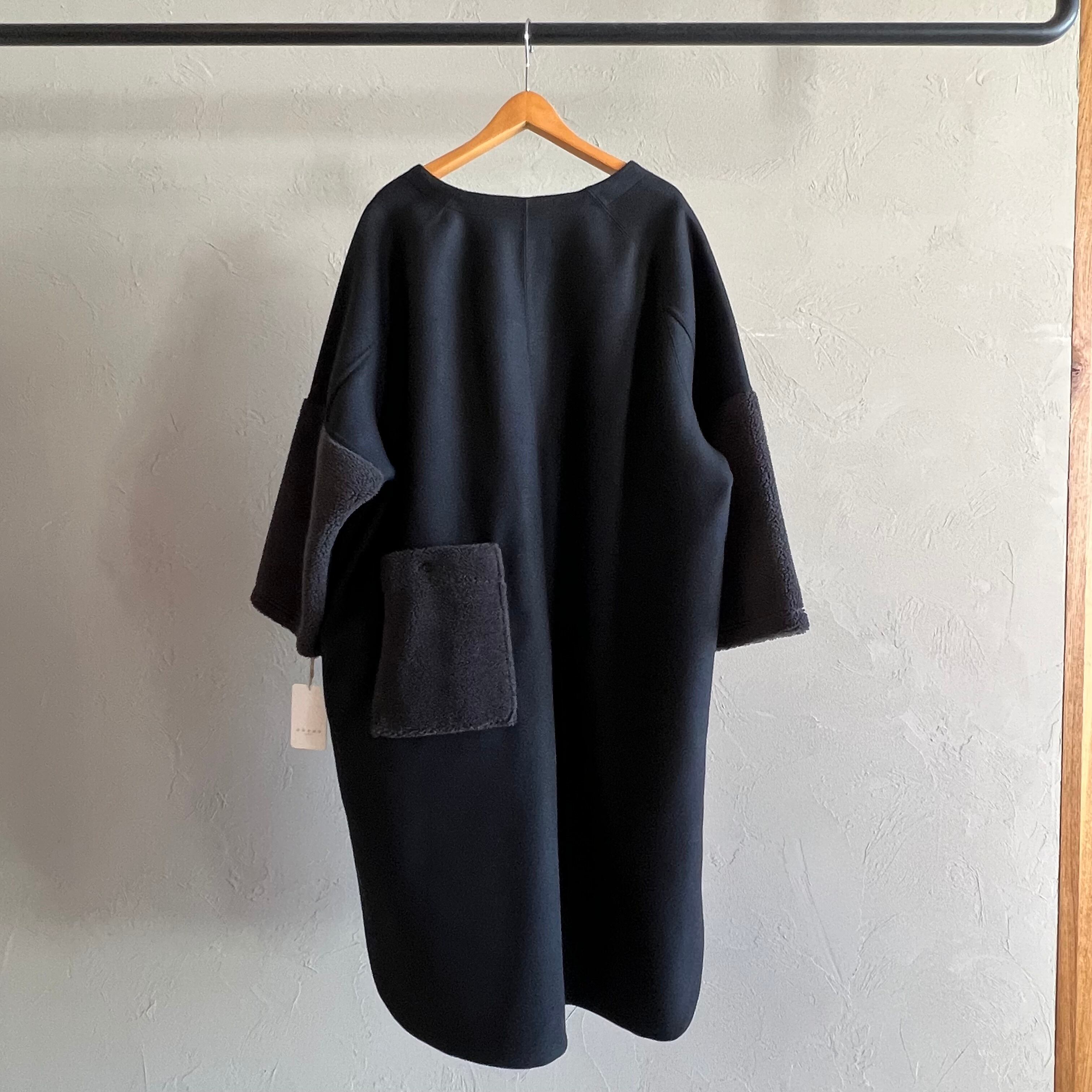 【新品 未使用】レディース あむう　akane アカネ　コート　ブラック AKANE UTSUNOMIYA（アカネウツノミヤ） レディース ジャケット