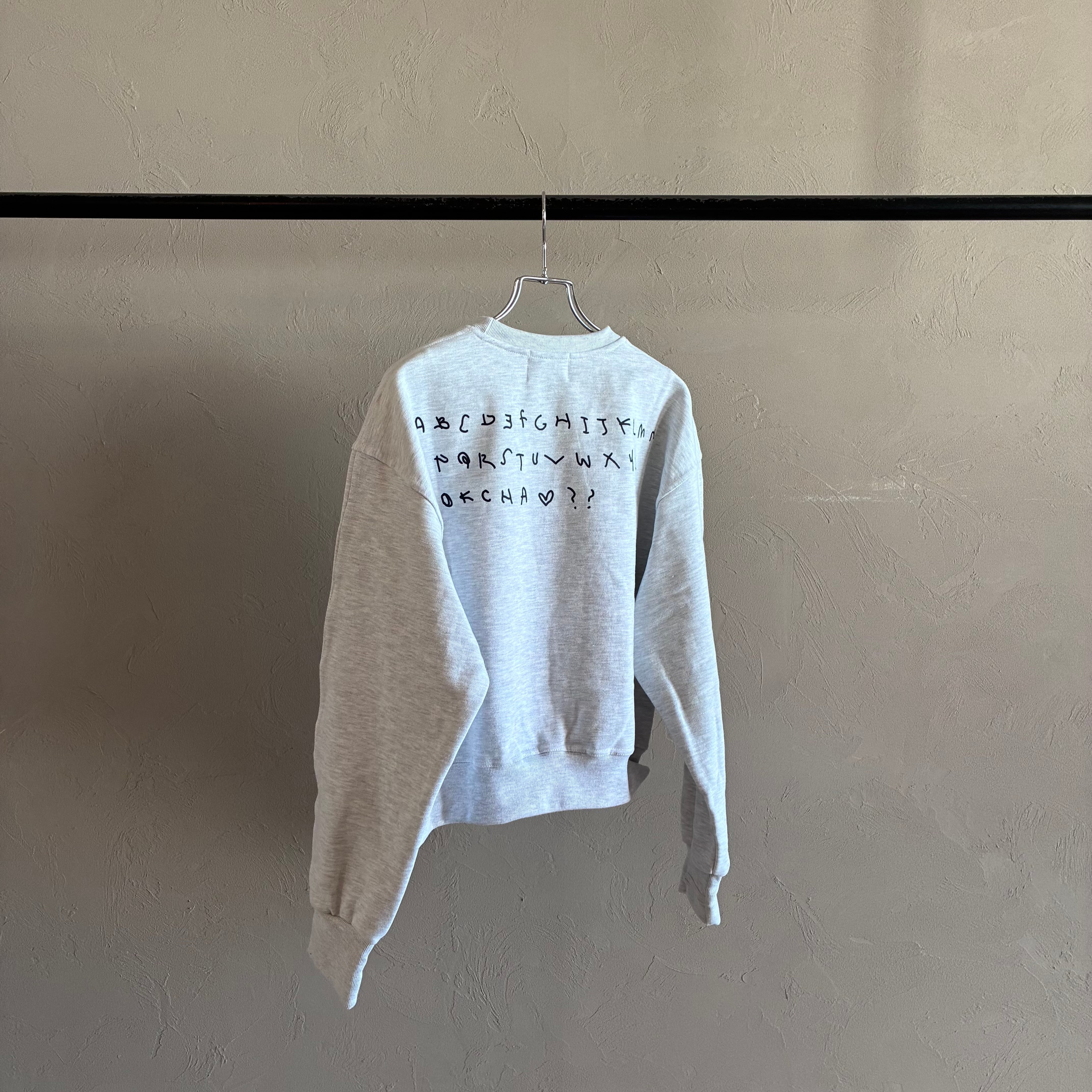 ⑅ᐢ•ω•ᐢ⑅momoページ NOKCHA × MOMO 】alphabet sweat pullover | valance 福井｜レディース