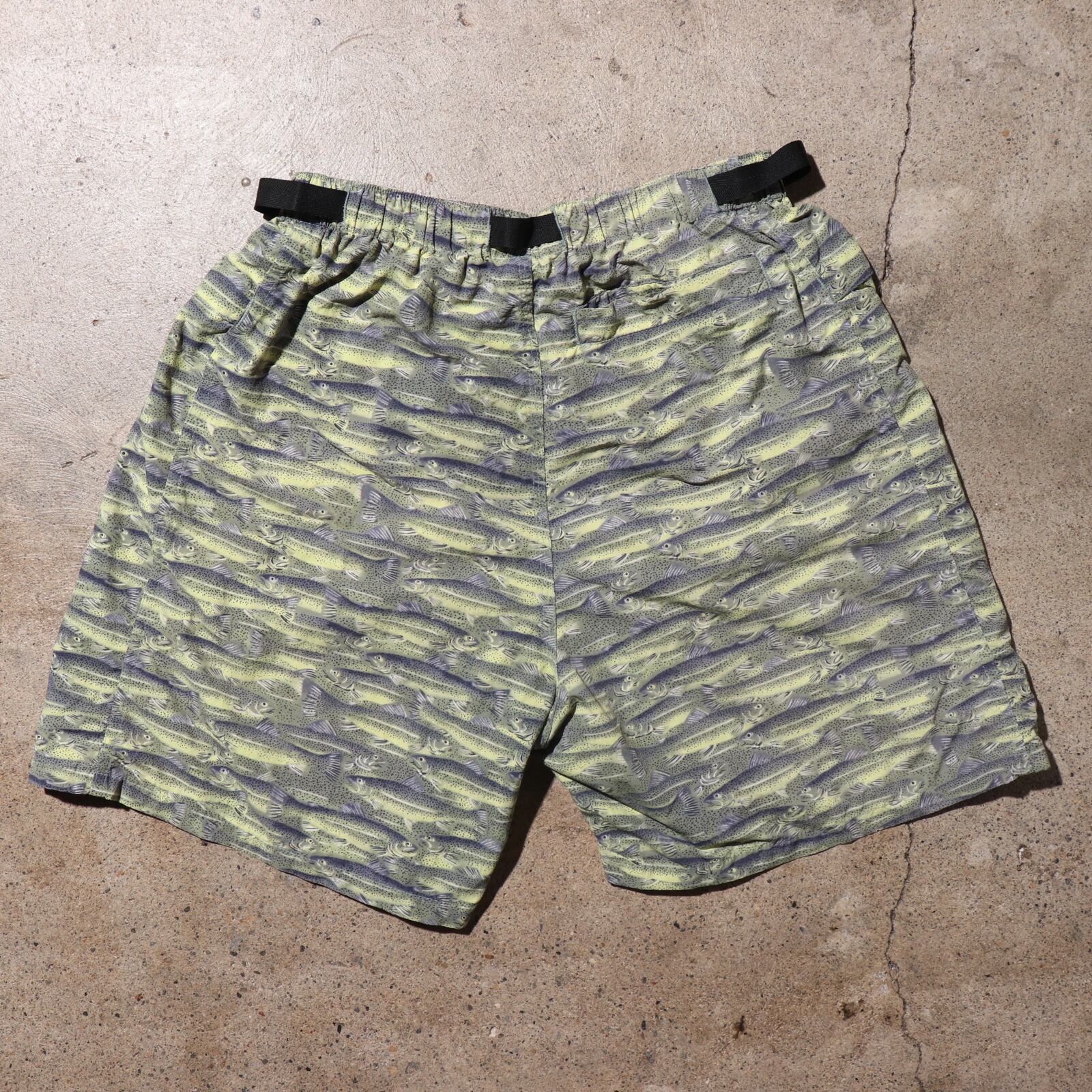 極美品 M 02年 トラウト総柄リバーショーツ patagonia パタゴニア 