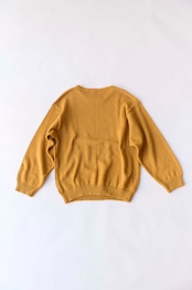 Mustard yellow Tyroleanchic sweater