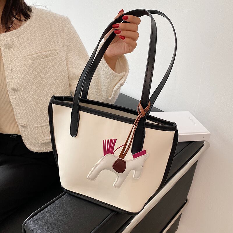 サマーショルダーバッグ 夏物 トートバッグ Tiancai_Wing_Bag21970433026