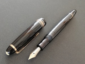 '50s　モンブラン マイスターシュテュック １４２G　MONTBLANC MEISTERSTUCK 142G　（オーブリーク太字）　14C　　　　　01934