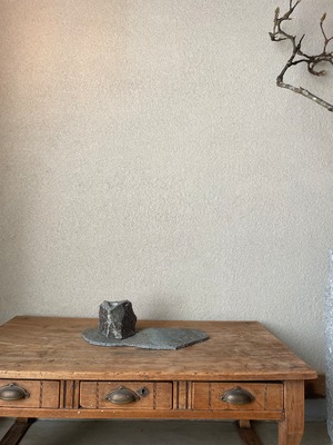 124 石の花器・石の敷台セット