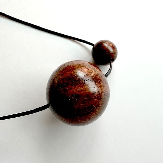 N-268ro W ball ペンダント茶 | Bijoux Kei