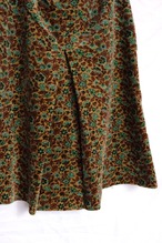 Flower pattern box skirt