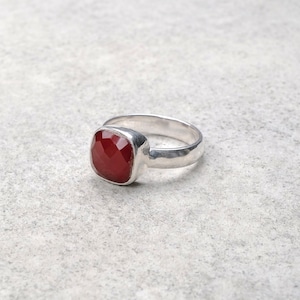 SINGLE STONE NON-ADJUSTABLE RING 087