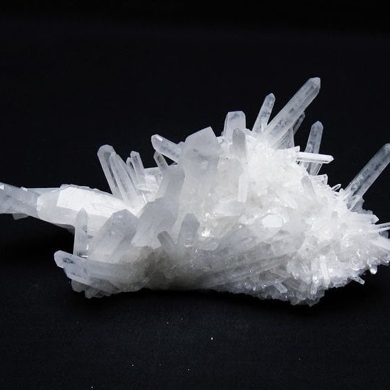 水晶 クラスター 四川省産 水晶 原石 一点物   172-2967