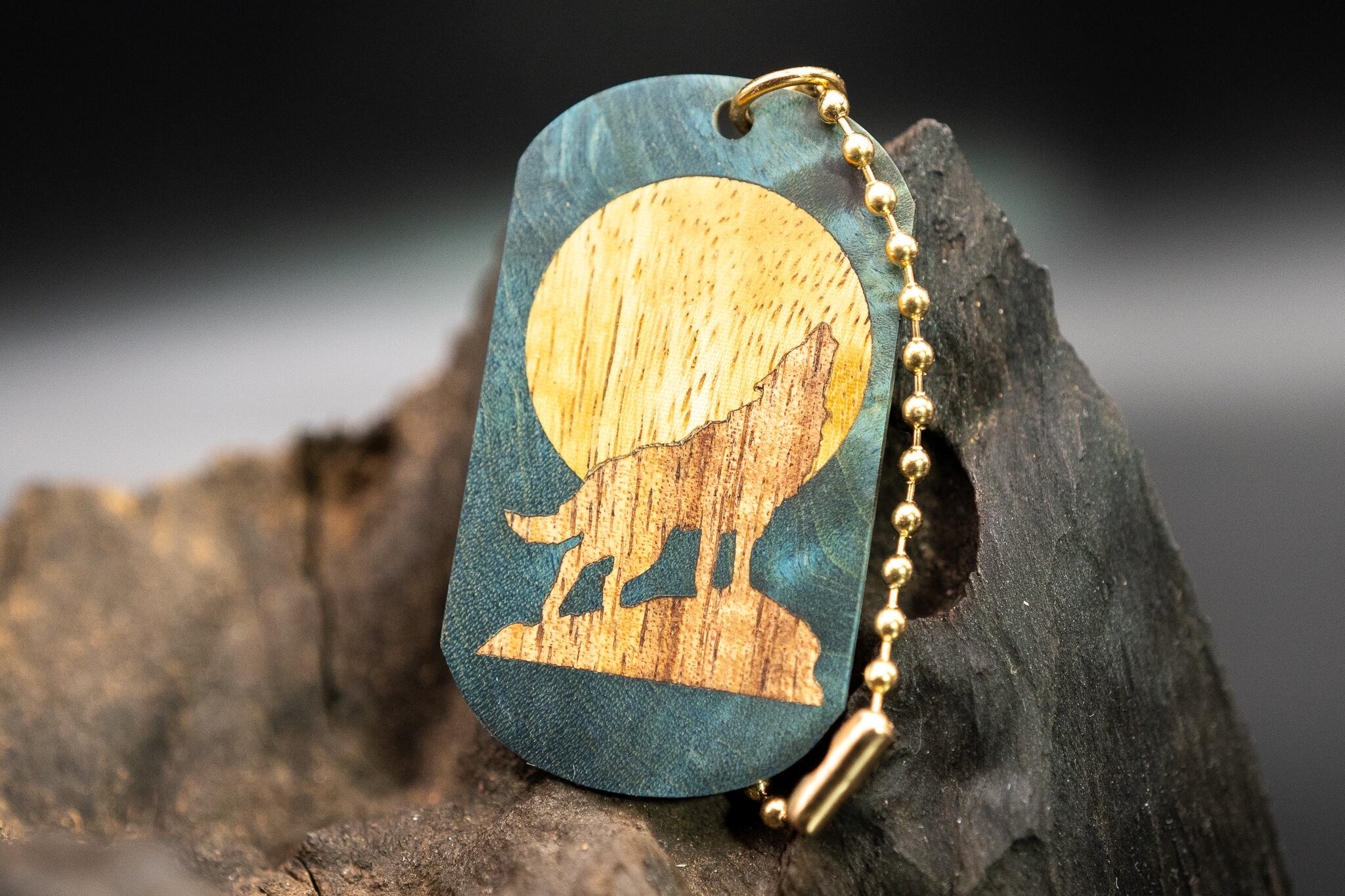 スタビライズウッド 楓 ドッグタグ 象嵌 月と狼