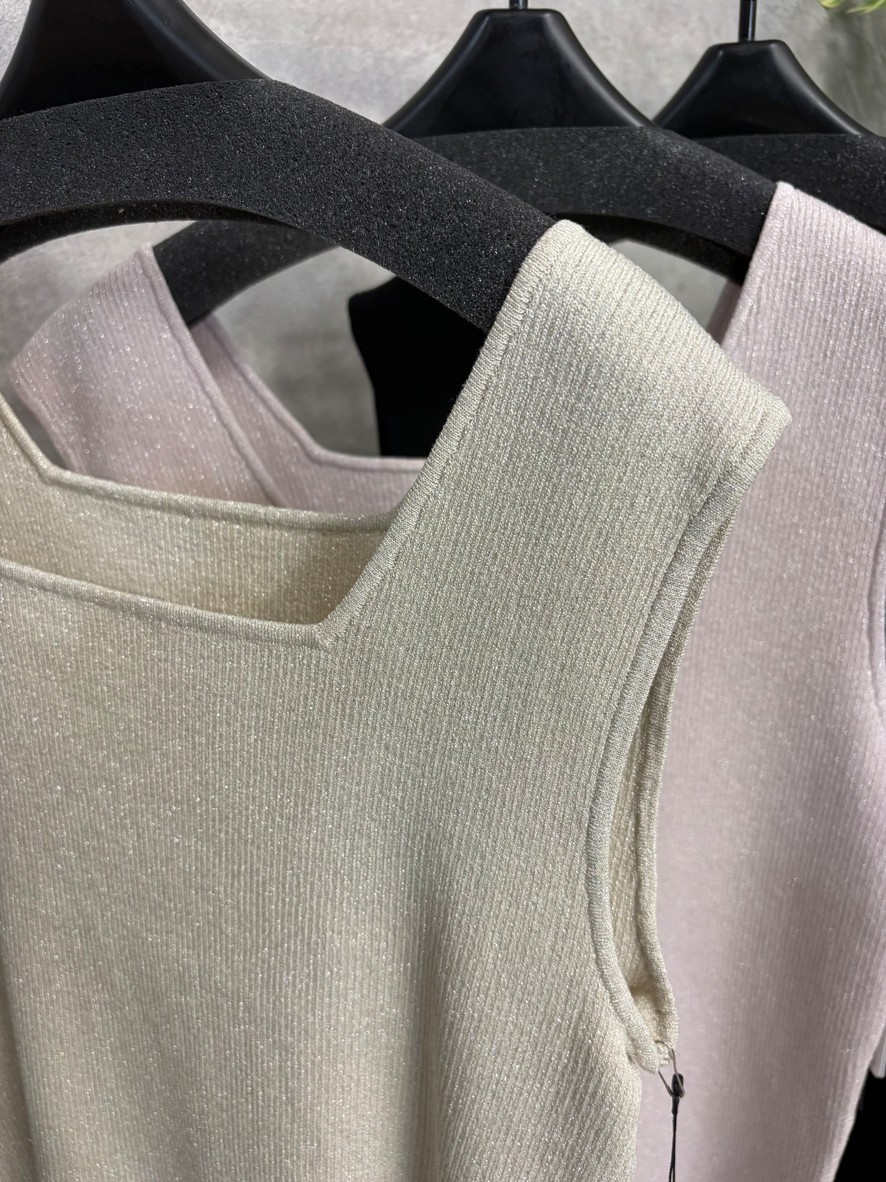 【ROBE】 スクエアラメリブタンクトップ　621921