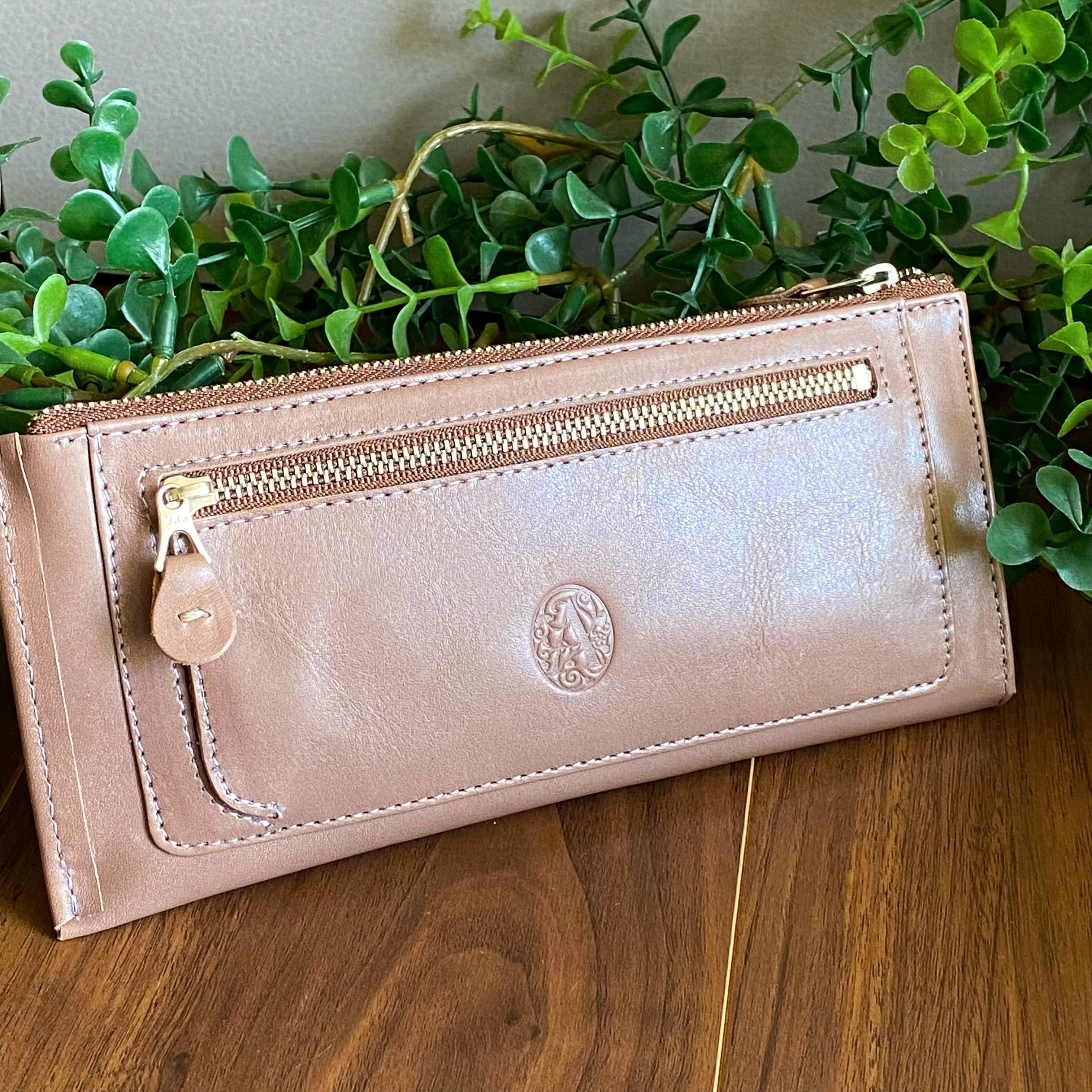 【SALE PRICE ¥22,000→¥17,600】フラワースタッズ ロングウォレット(サンドブラウン) | Allamanda-leather(アラマンダレザー) powered by BASE