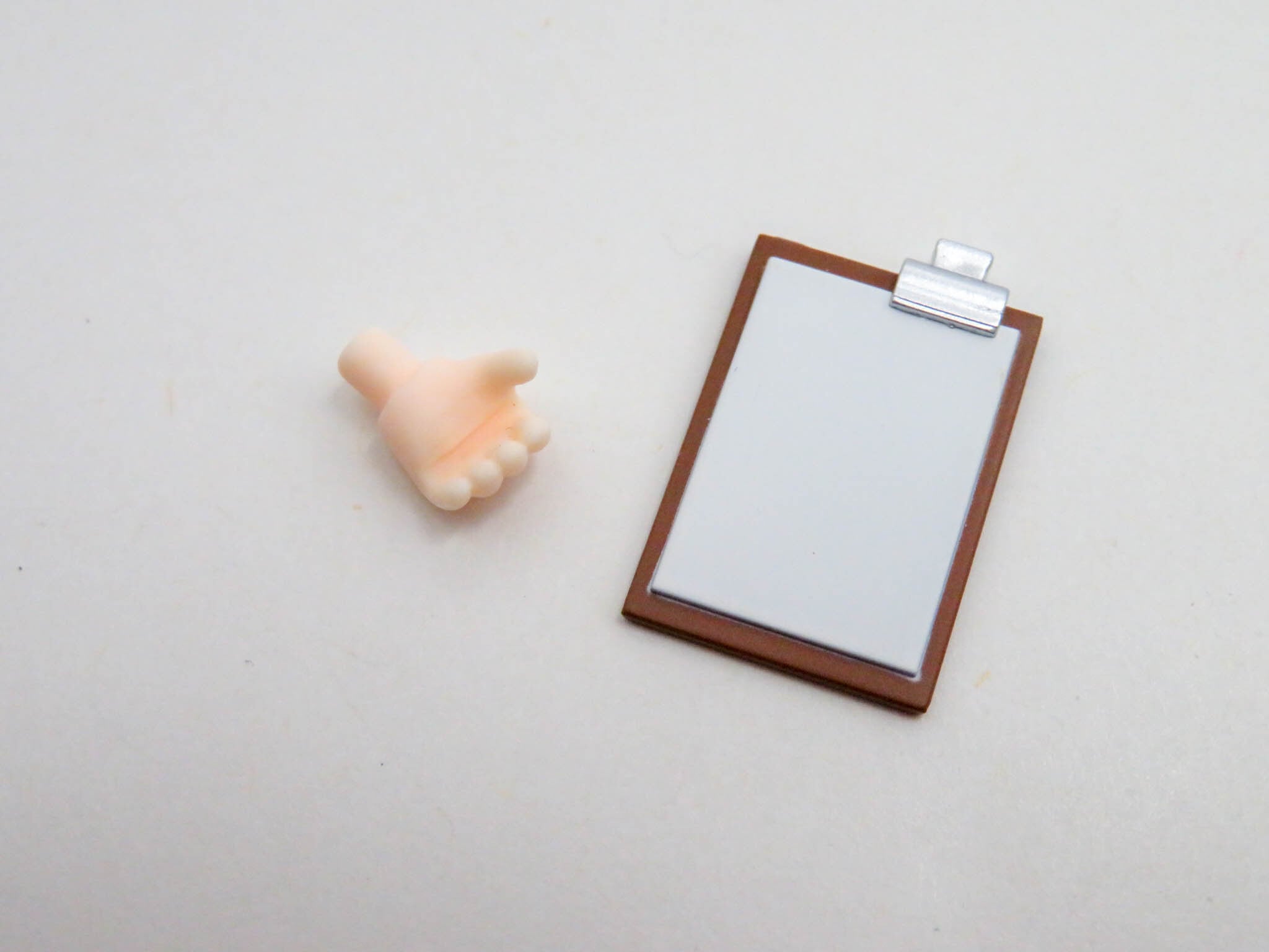 再入荷【2188】 King 小物パーツ バインダー ねんどろいど