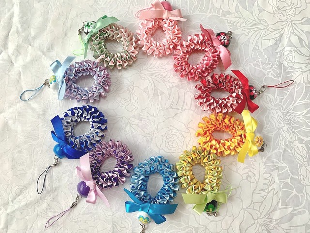 (レシピなし)【ダブルプルメリアストラップ キット♪ハワイアンリボンレイ】