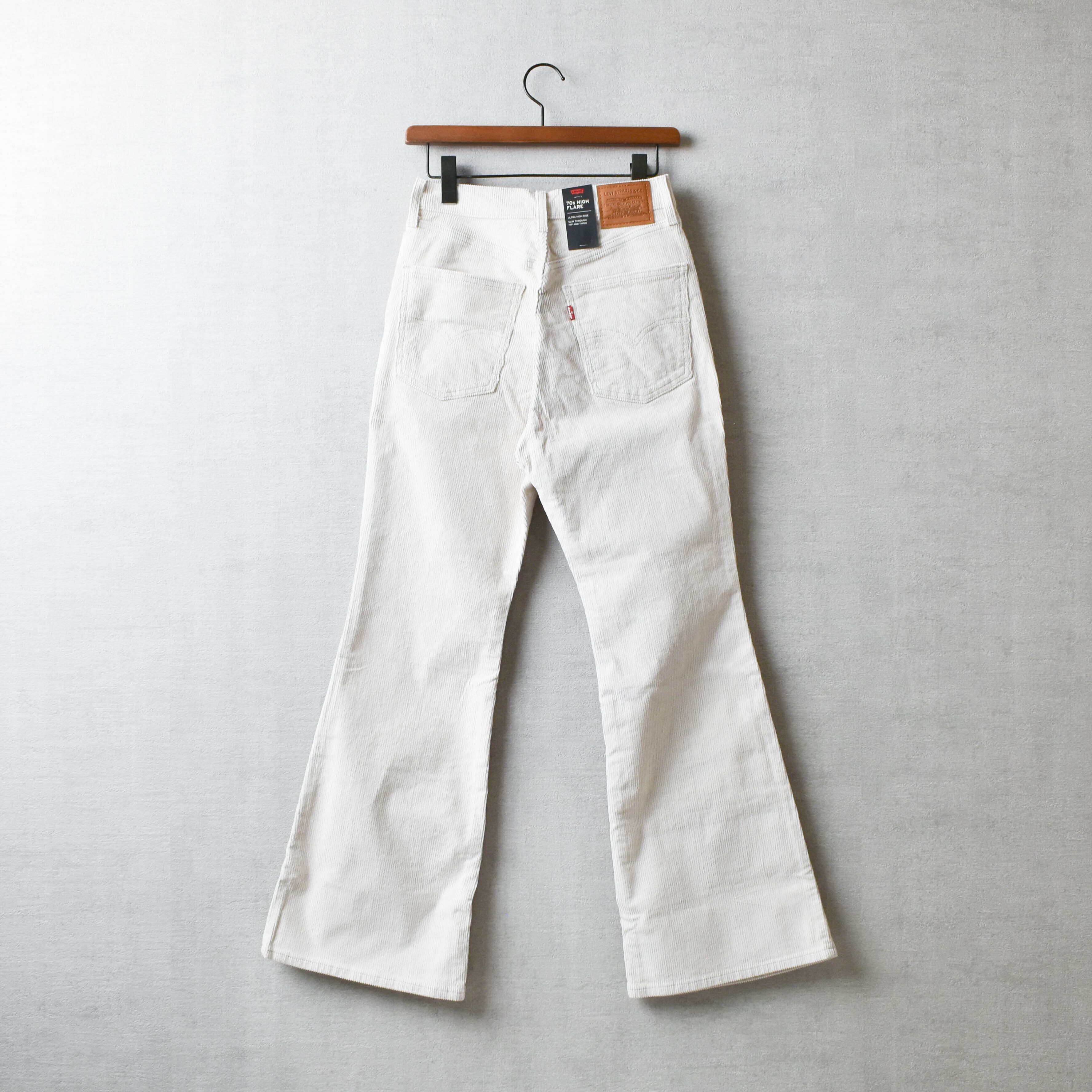 [NEW] LEVI'S 70S HIGH FLARE ベージュ A0899-0007