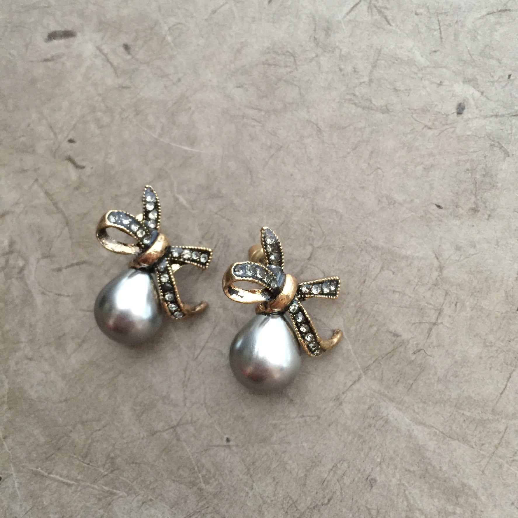 ピアス】ginkgo イチョウの葉 | nyum-ニュム アクセサリーショップ