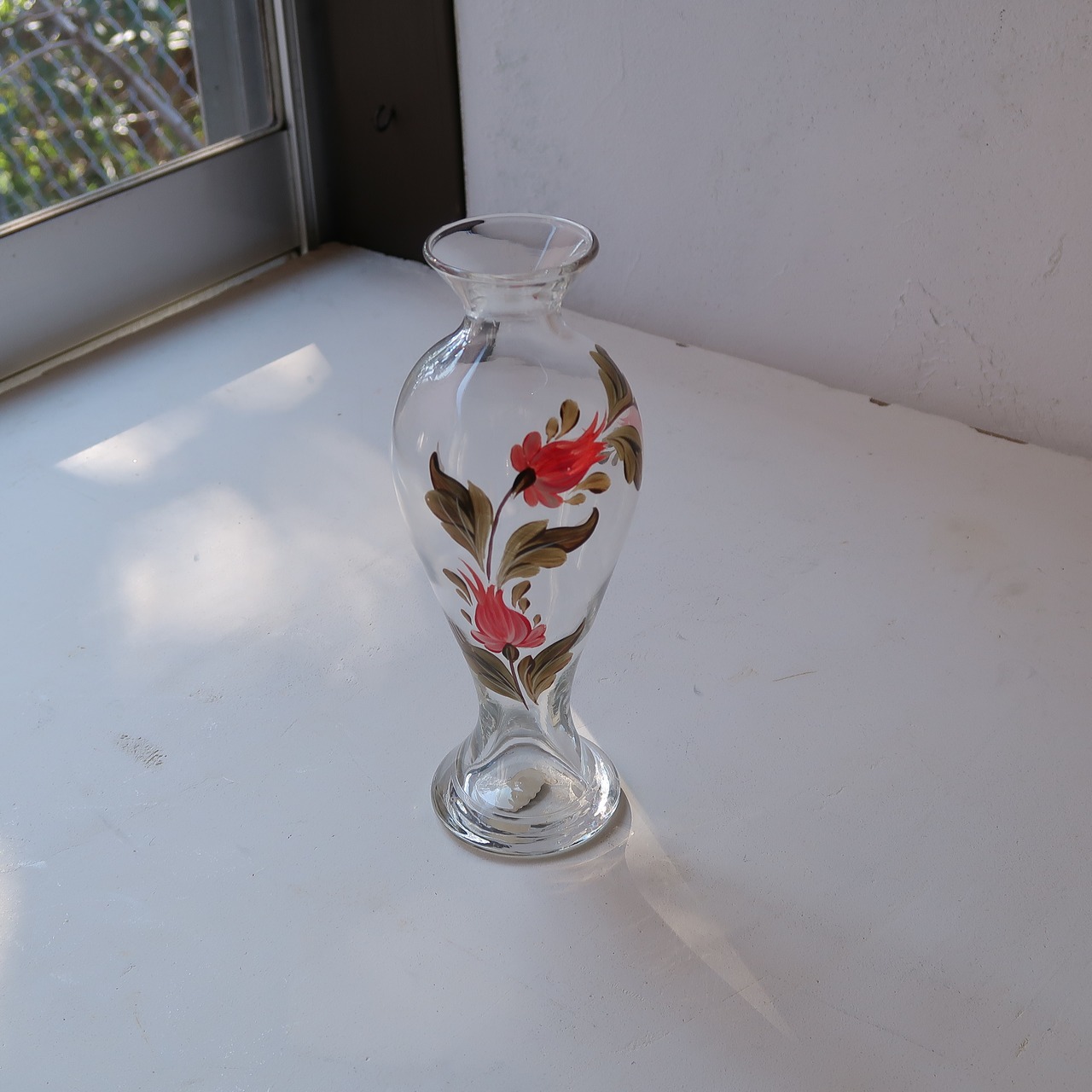 お花のペイントの花瓶