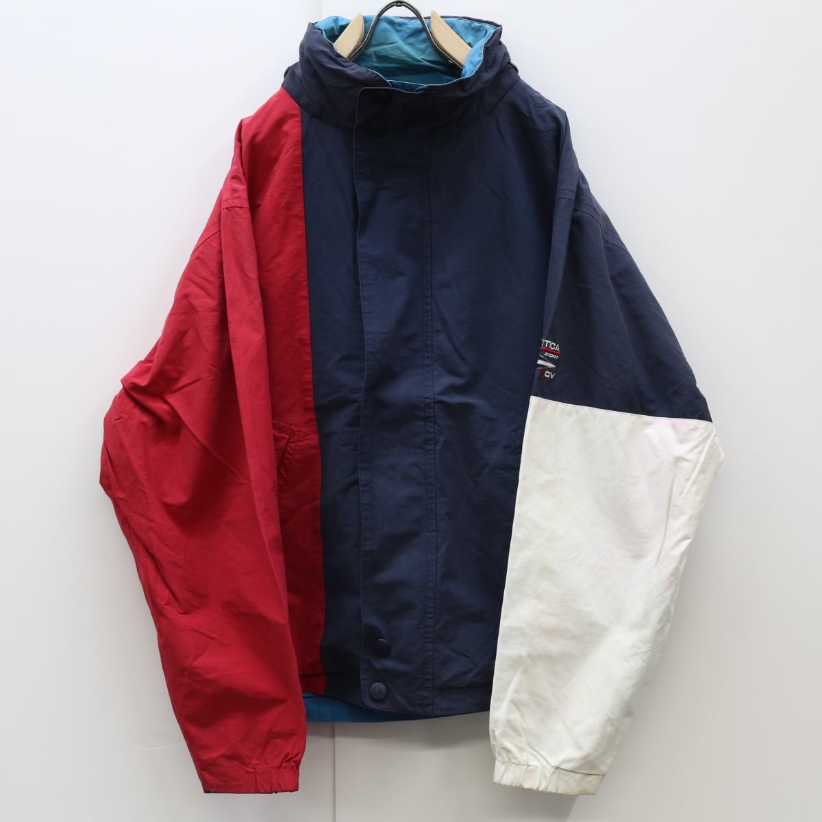 新品未着用　Nautica ジャケット