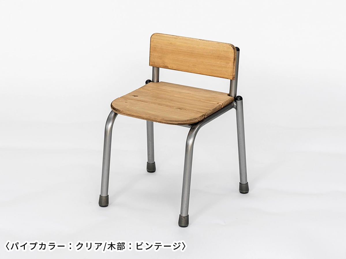 天然木とスチールを組み合わせた幼児用チェア | 窪田製作所|洗練された
