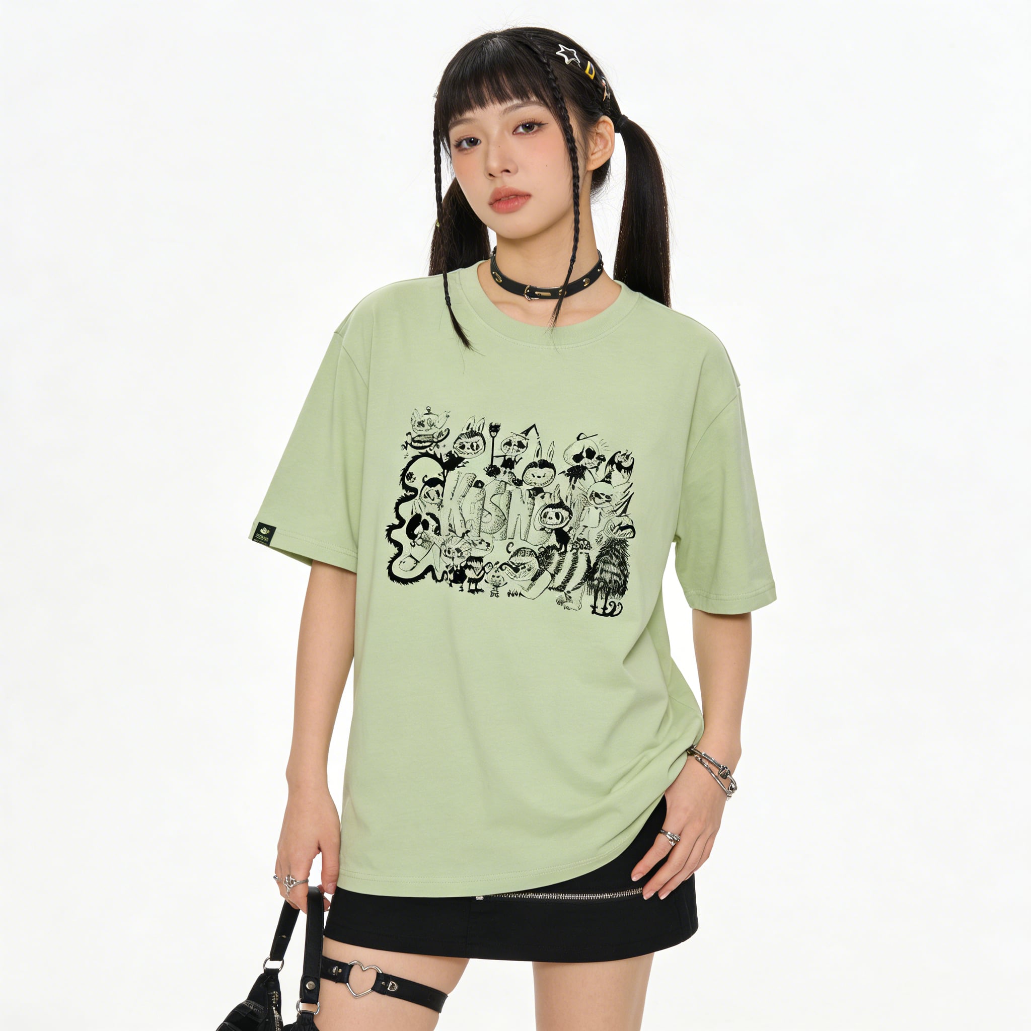 肌白見え 春新作!男女兼用 綿100% 高品質 ラブブ Labubu デジタルプリント イラスト風Tシャツ グリーン 高級感 ユニセックス 大人キッズサイズ 普段着 お出かけに