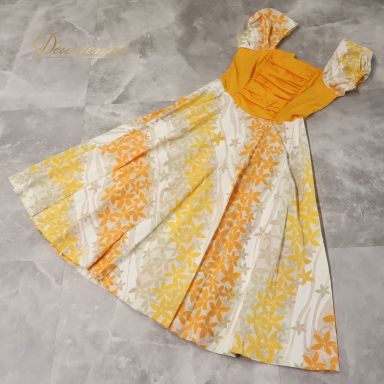 フラダンス 衣装 ワンピース ドレス イエロー系 パンドール 花柄 黄 白 華やか Paondor 日本製 かわいい 明るい ハワイアン アロハ 橙 ハワイアンプリント ホワイト系 オレンジ系