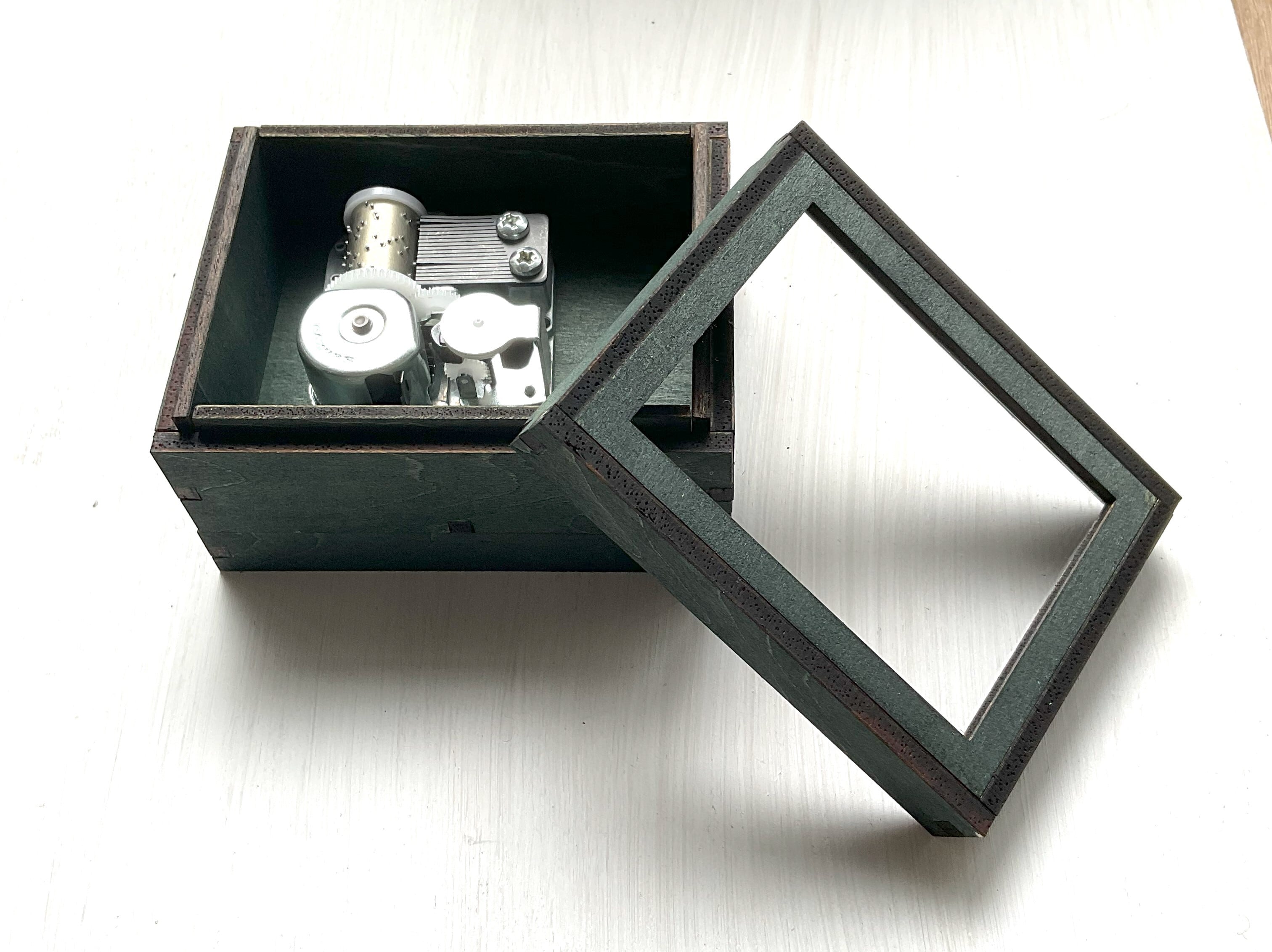 【廃盤　レア品】トトロ オルゴール さんぽ 箱　タグ付 廃盤 レア品】トトロ オルゴール さんぽ 箱 タグ付