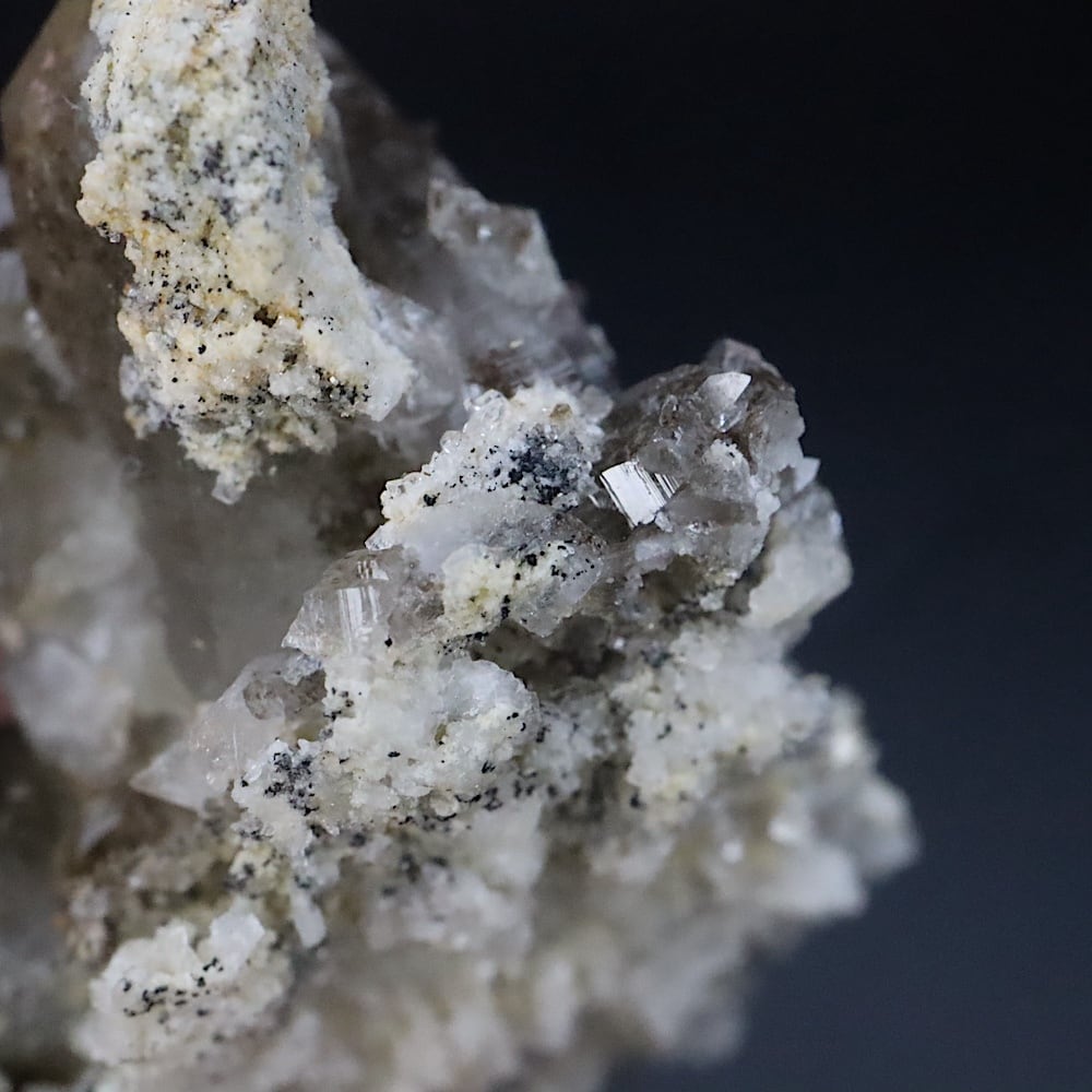 鋭錐石 in クォーツ アナテーズ 水晶 3.5g OTH182 鉱物 原石 天然石