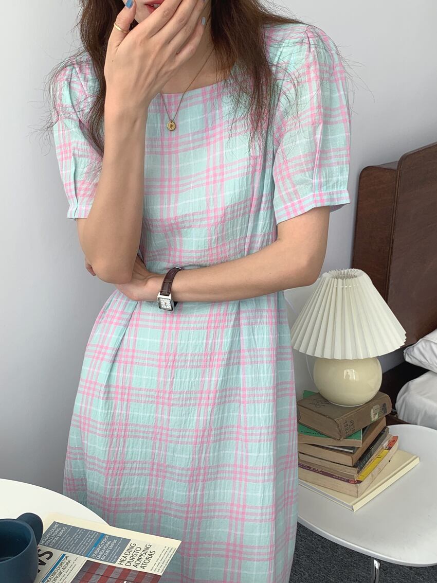 プリーツカラードレス サマーウェスト薄手Aラインスカート レッド 夏物 スクウェア ビッグFスモールZ韓国27455682063