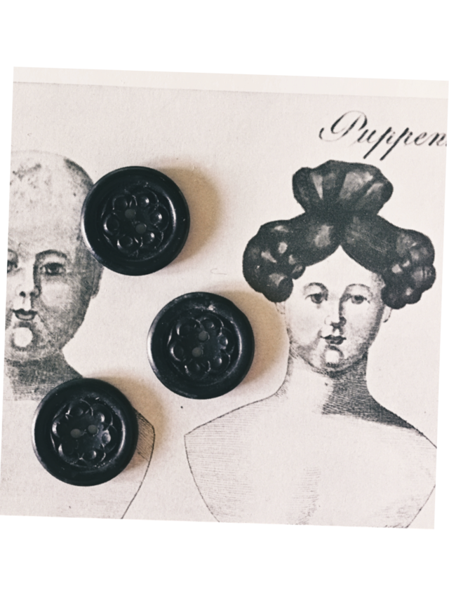 フランス 1900s 幾何学の黒花とgalalithe製ボタンセットd アンティーク