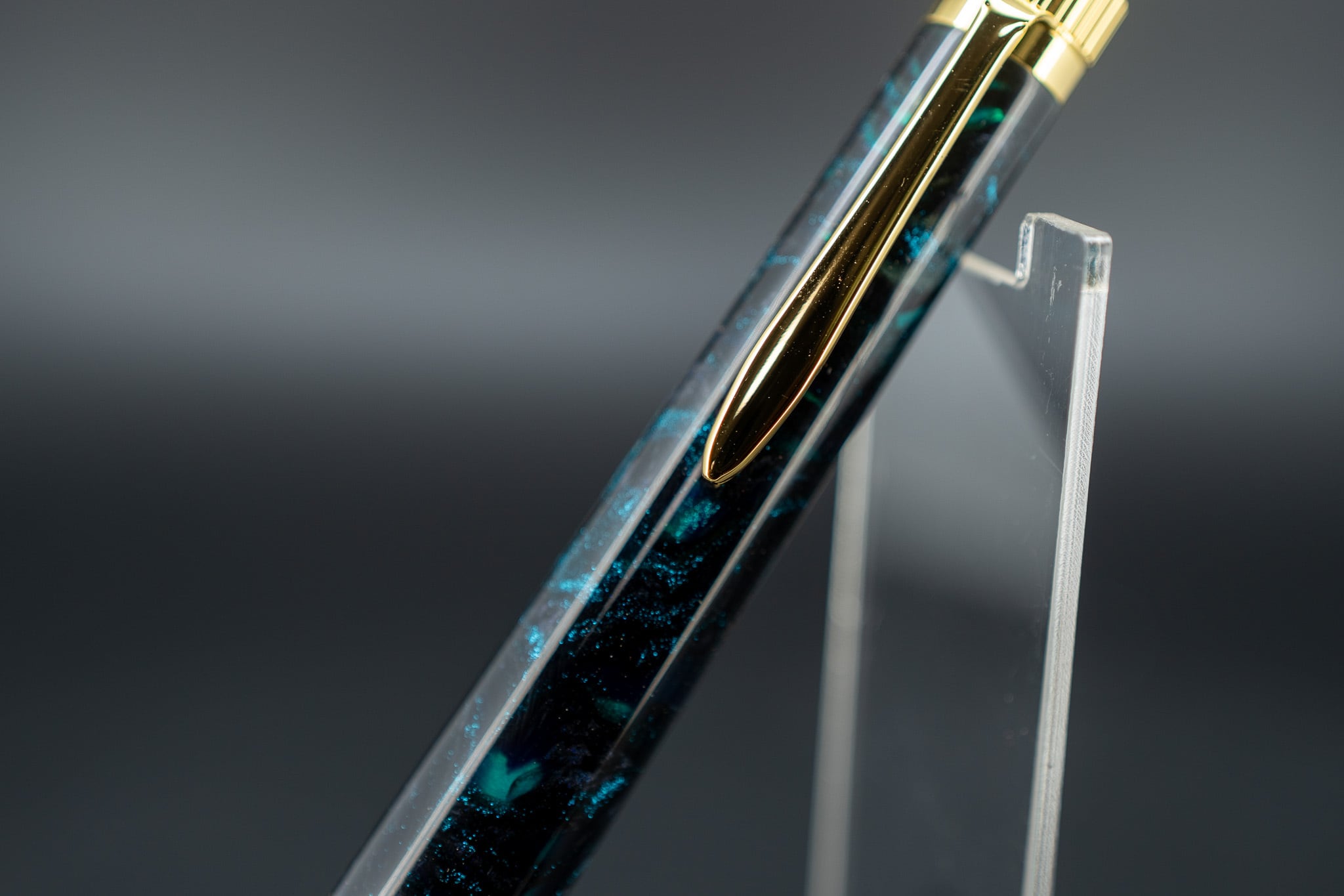 【創造性と透明美】 レジン gold BP