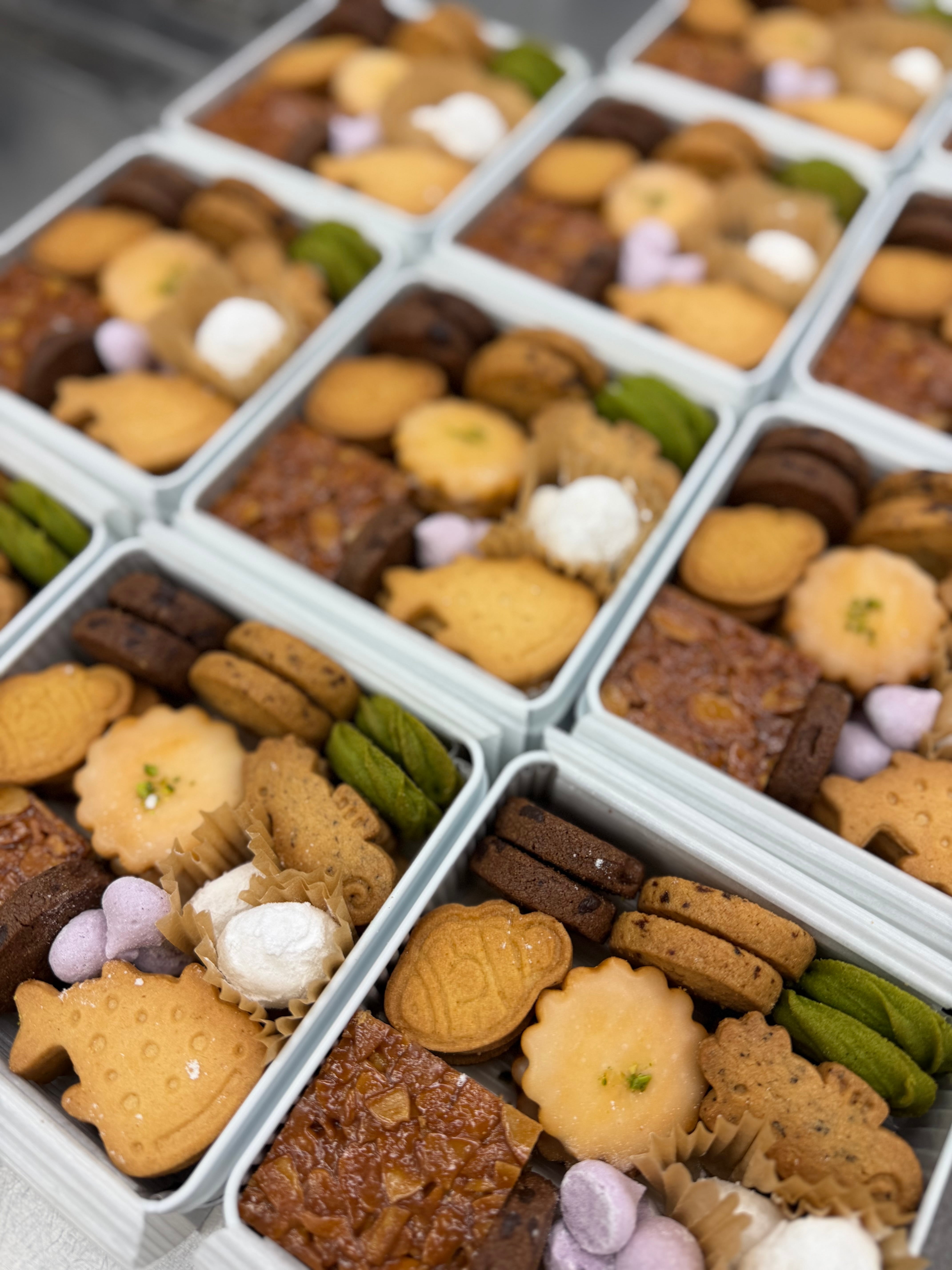 クッキー缶 | 栞菓子店