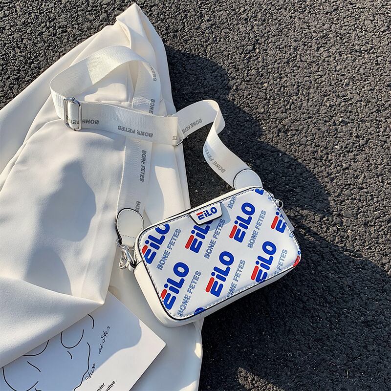 新しい小さなバッグ女性の2020年夏の新しいネット赤ワイルドワンショルダーメッセンジャーバッグinsファッションカメラバンジーバッグ Tiancai_Wing_Bag2966296