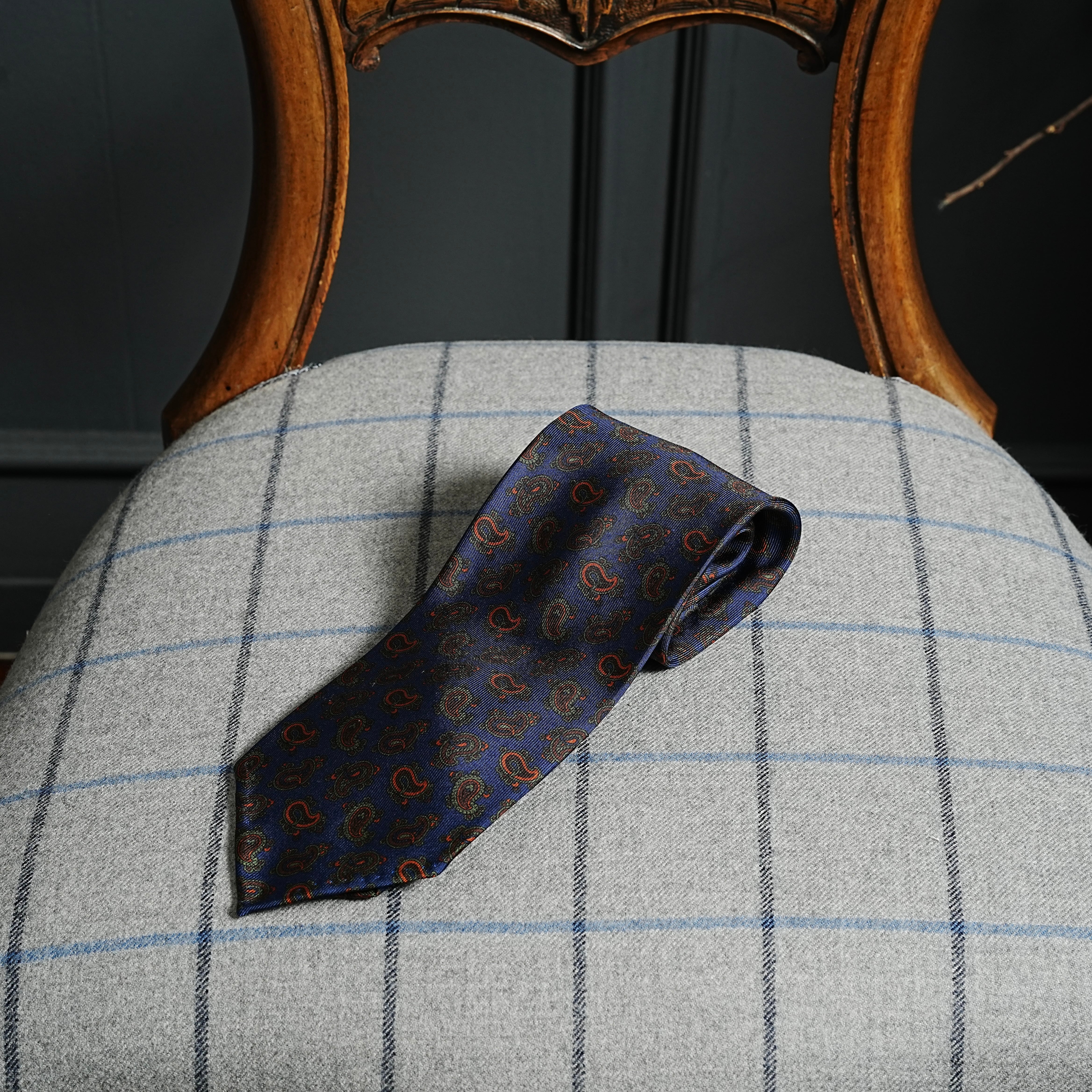 5-Fold Printed Silk Tie: Traditional Paisley