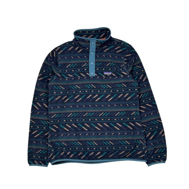 PATAGONIA LIGHTWEIGHT SNAP-T FLEECE PULLOVER PATTERN SIZE L (USED)