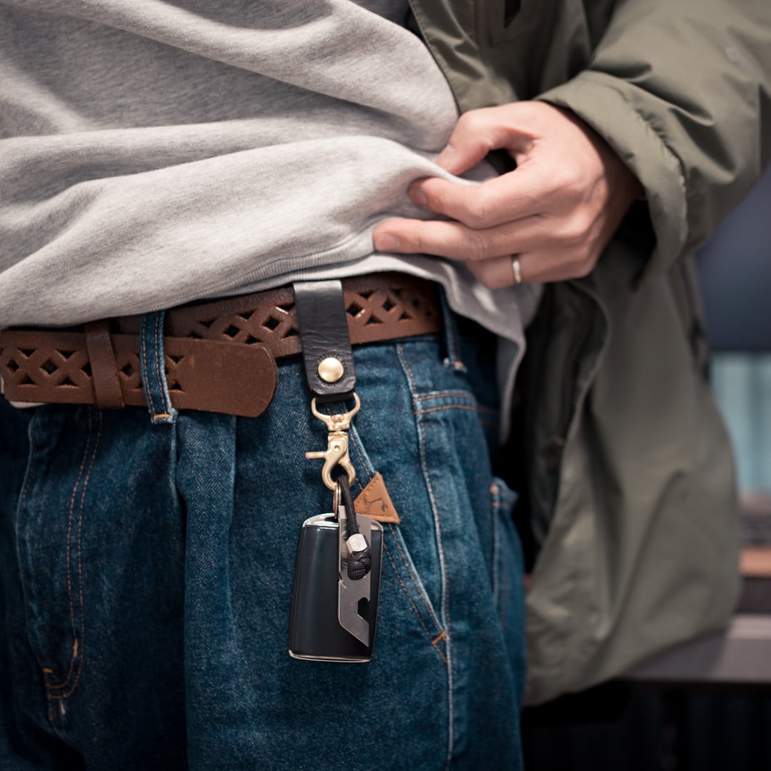 真鍮とレザーのベルトループカラビナ | N FIVE（エヌファイブ