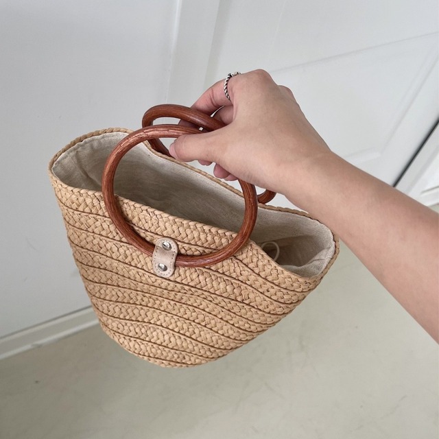 Ring handle straw bag A598