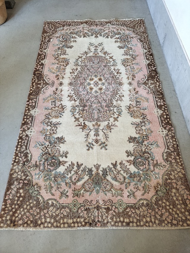 Turkish rug No.679