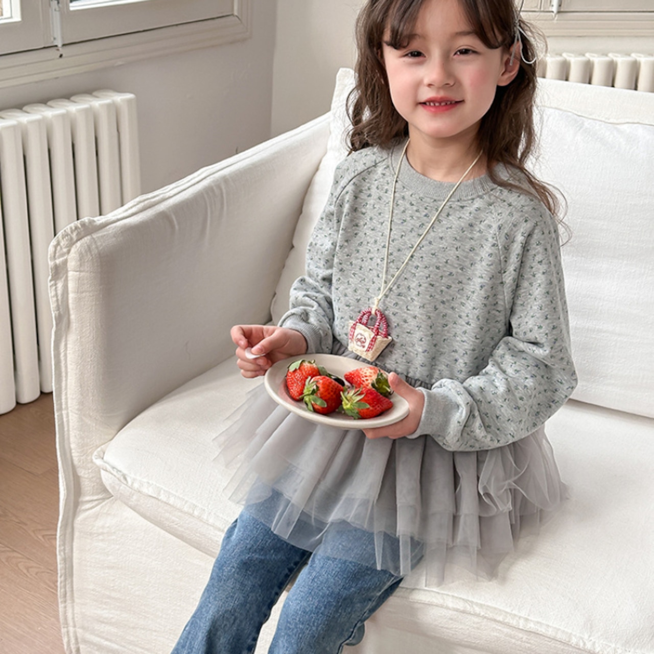 秋花柄チュール裾トレーナー