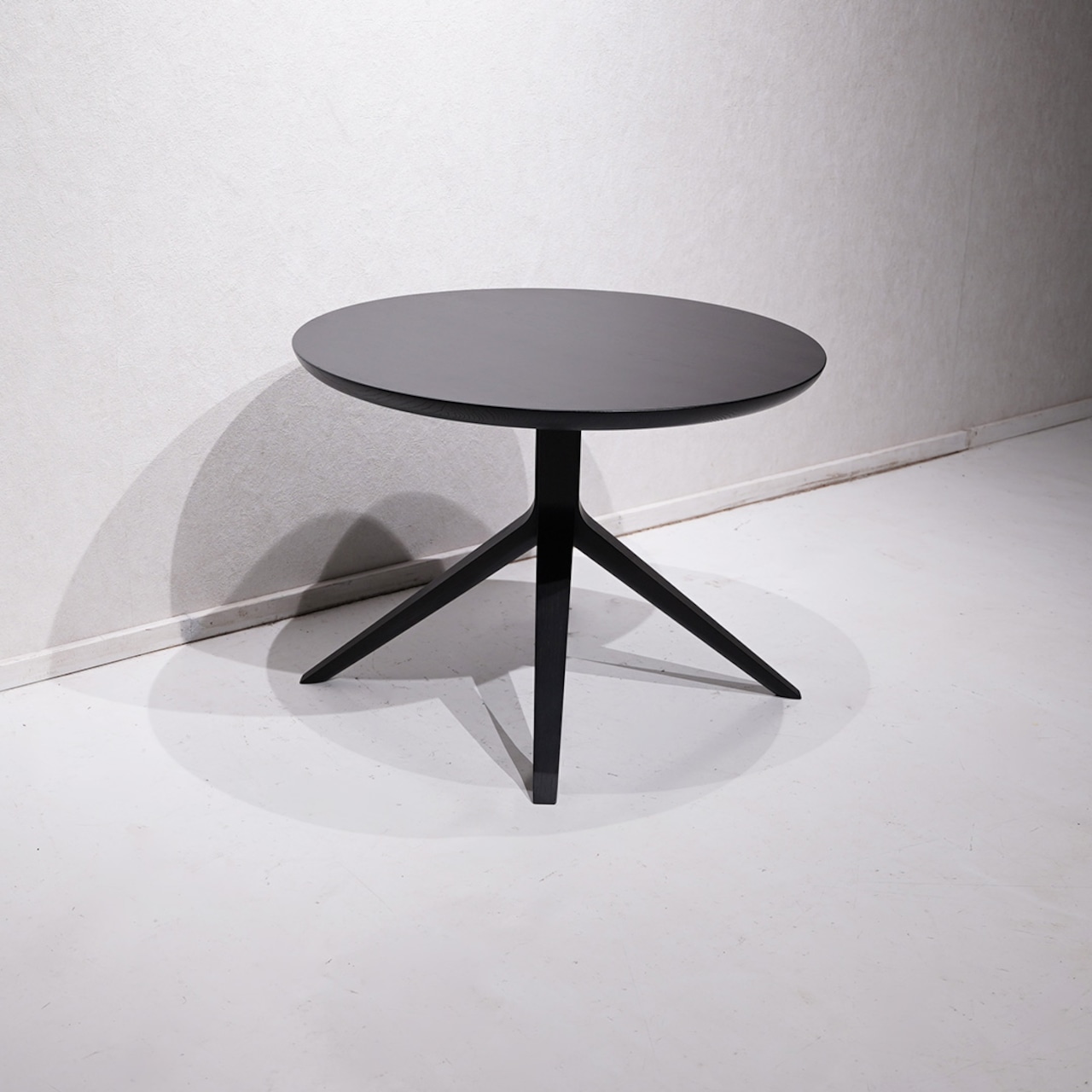 KARIMOKU NEW STANDARD SCOUT BISTRO LOW TABLE / カリモクニュースタンダード スカウト ビストロ ローテーブル CHRISTIAN HAAS 名作 デザイナーズ テーブル 日本製