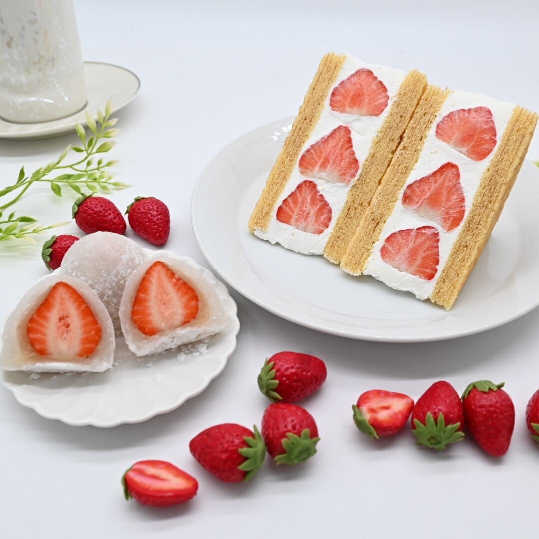 苺だいふく④ cocoro mochi 〜 フルーツ大福専門店 〜