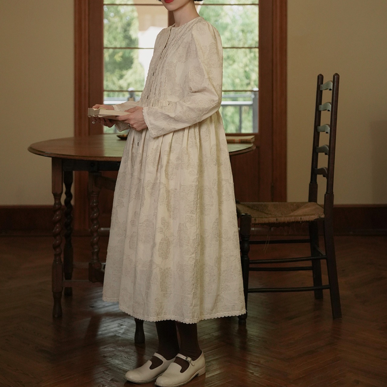 セイクリッド・パージ　白魔女のドレス　M23861