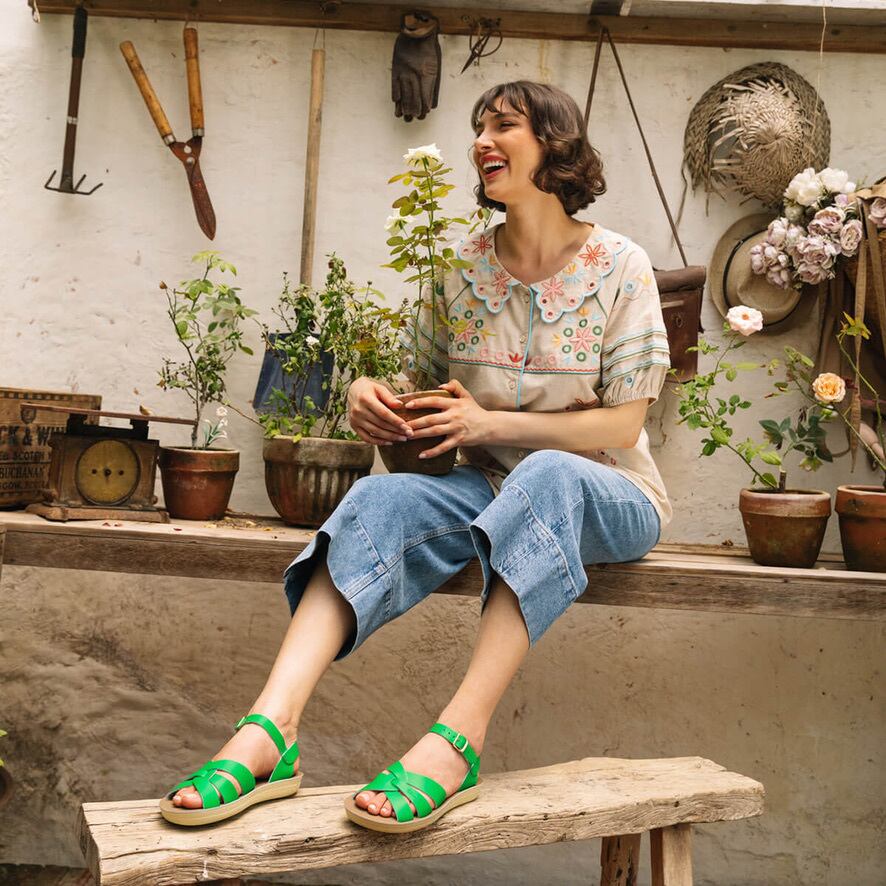 Saltwater Sandal 〉 海でも履けるレザーサンダル 