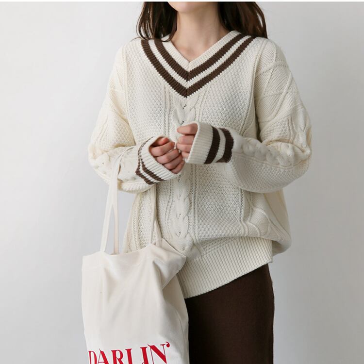 チルデンニットトップス