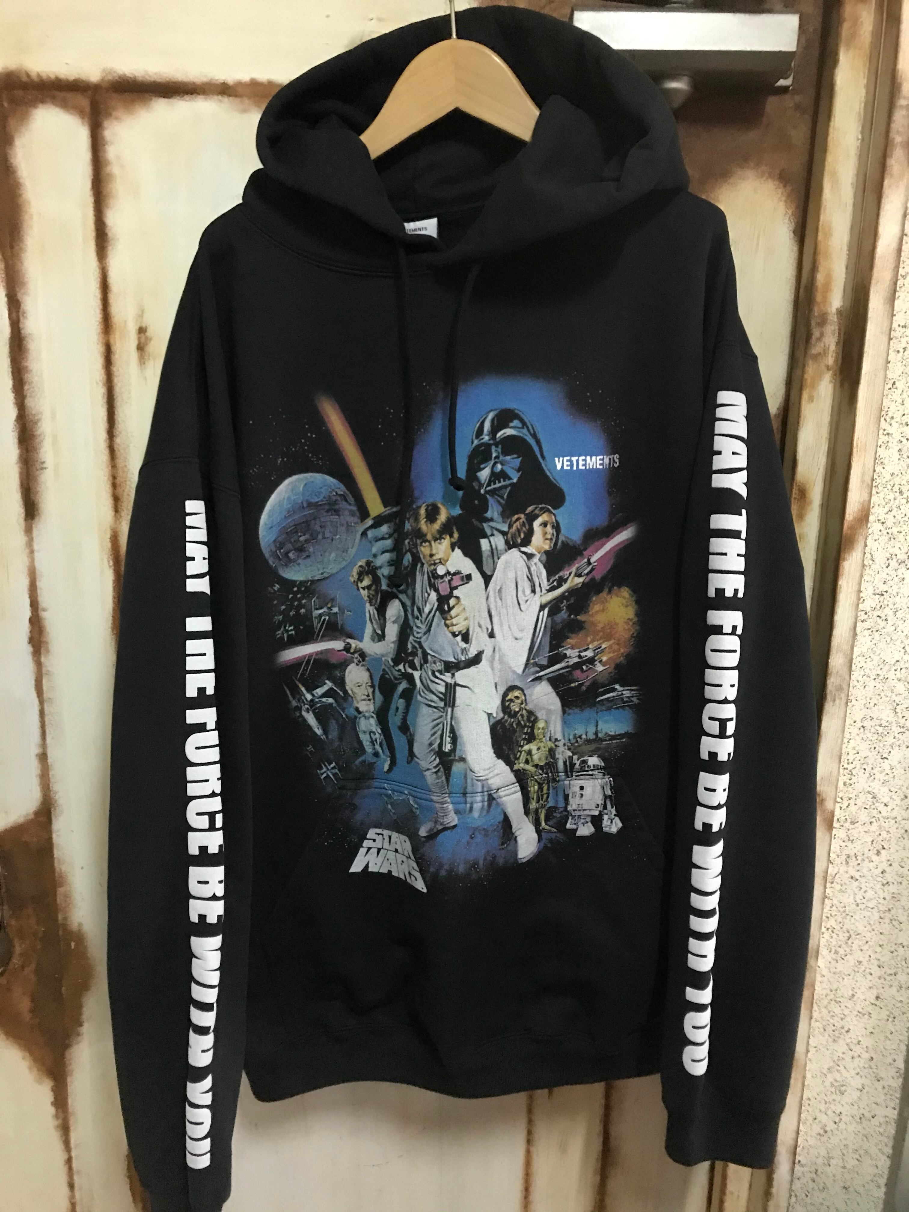 VETEMENTS STAR WARS パーカー　ベイダー　厚手タイプ