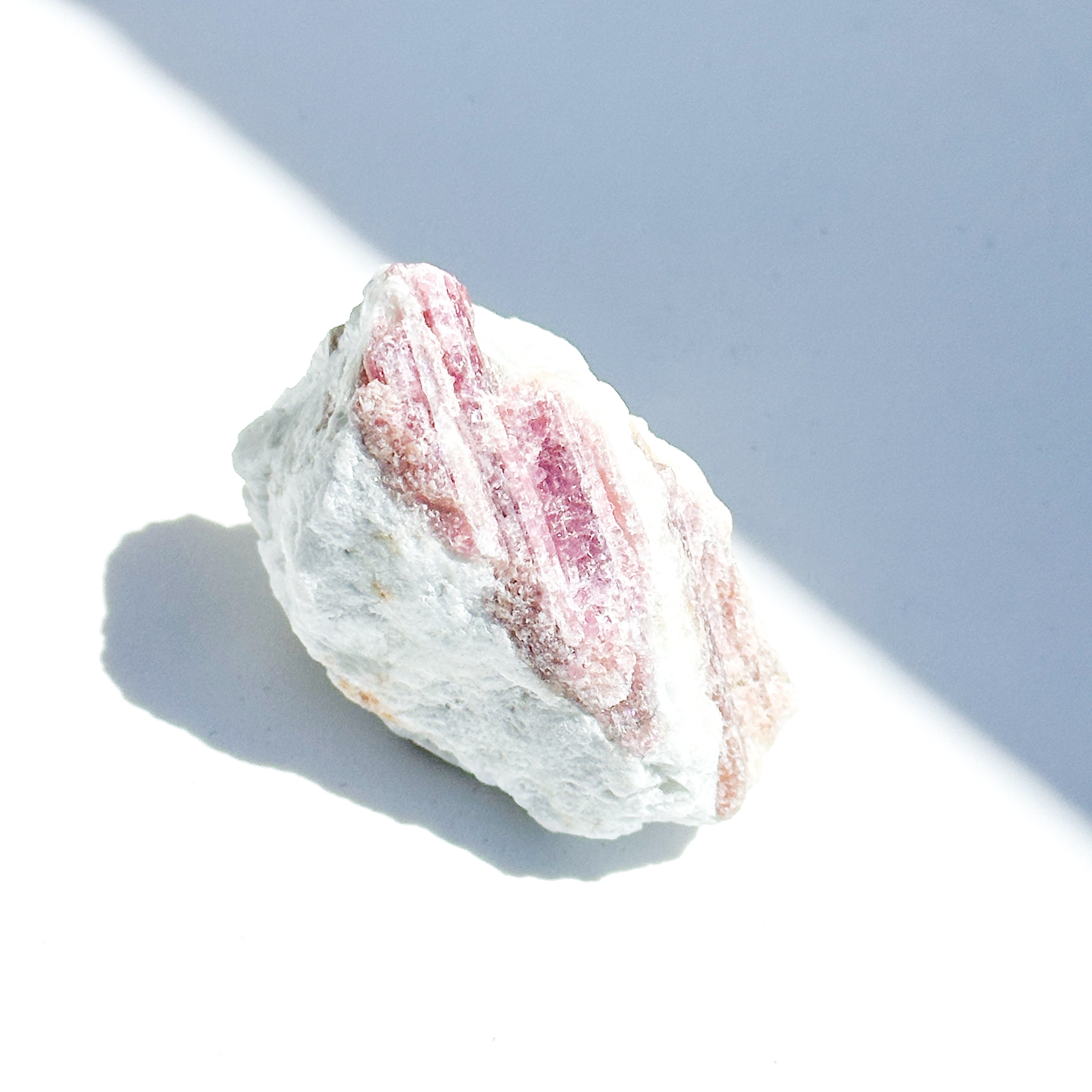 ピンクトルマリン 原石31◇ Pink Tourmaline ◇天然石・鉱石・パワーストーン・インテリア