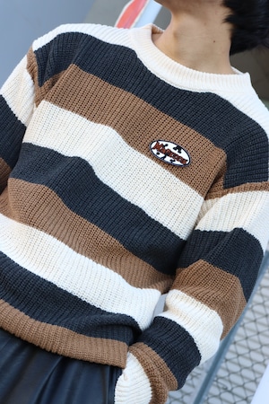 Patch border knit