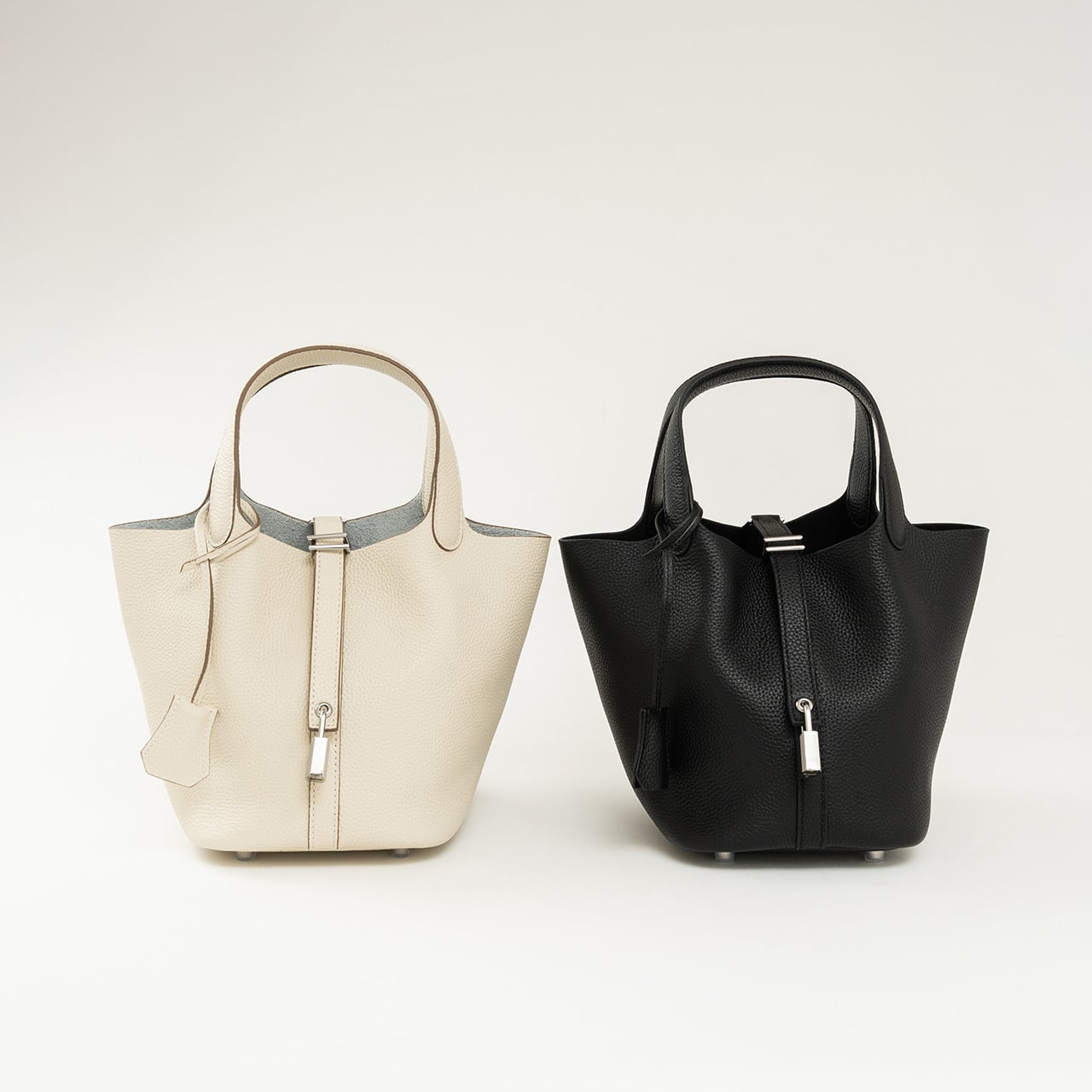 Simple Bucket Bag〈Mサイズ〉【シンプル・バケットバッグ M】