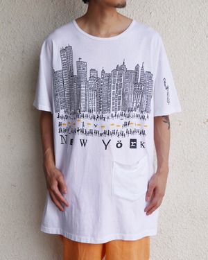 90's Tee.