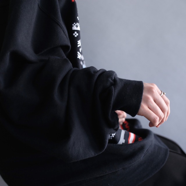 "STAR WARS" 8 bit print big sweat