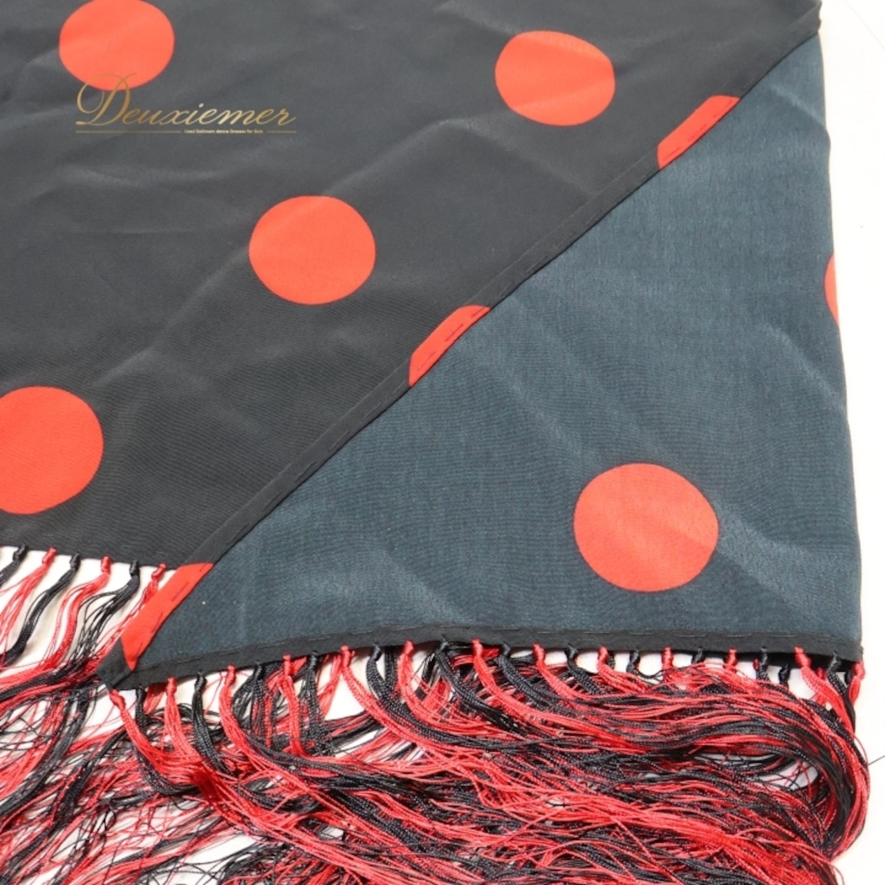 フラメンコ 衣装 シージョ ピキージョ 水玉 ドット 赤 黒 フレコ フリンジ トライアングル 三角形 装飾 小物 ブラック系 レッド系 フラメンコ衣装 おしゃれ 素材 鮮やか ステージ コスチューム ダンス 発表会 かわいい レディース