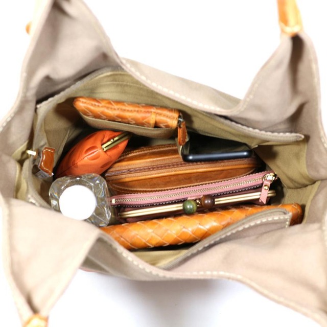 zucchero 本革 ショルダーバッグ レディース