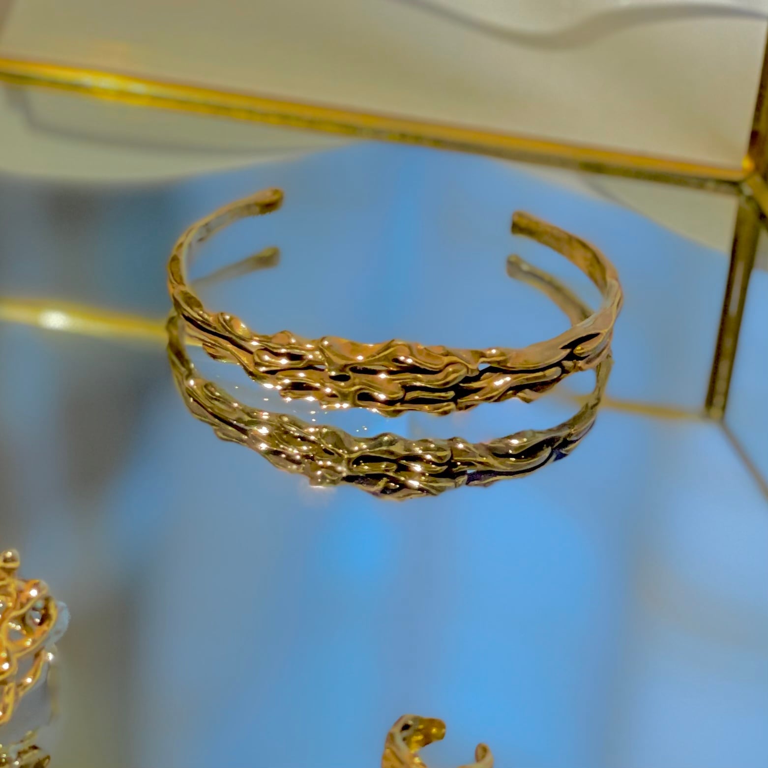 UCB-2G コーラル バングル